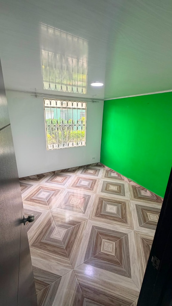 Habitación principal iluminada Bosa