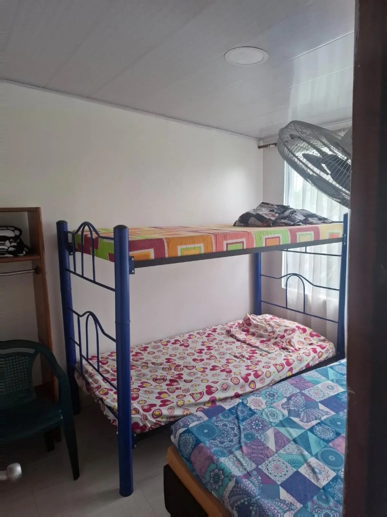 Habitación dotada con camarote y cama adicional Flandes