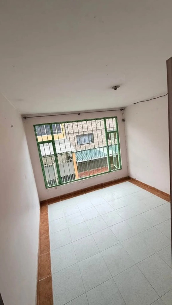 Habitación principal con ventanal Soacha