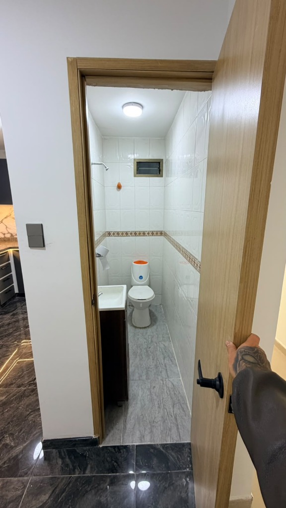 Segundo baño completo enchapado Teusaquillo